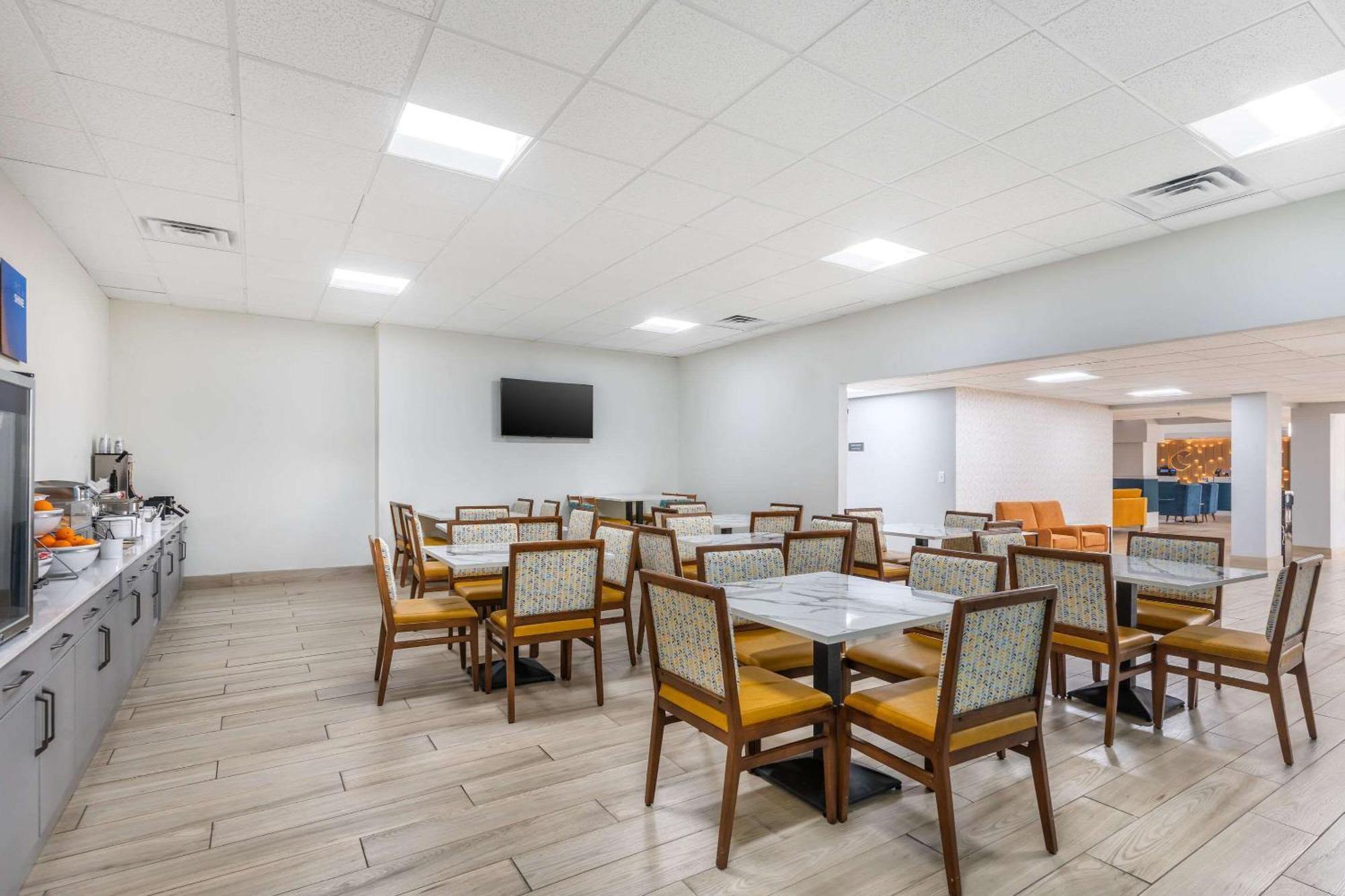 Comfort Inn & Suites Chattanooga-Ист-Ридж Экстерьер фото
